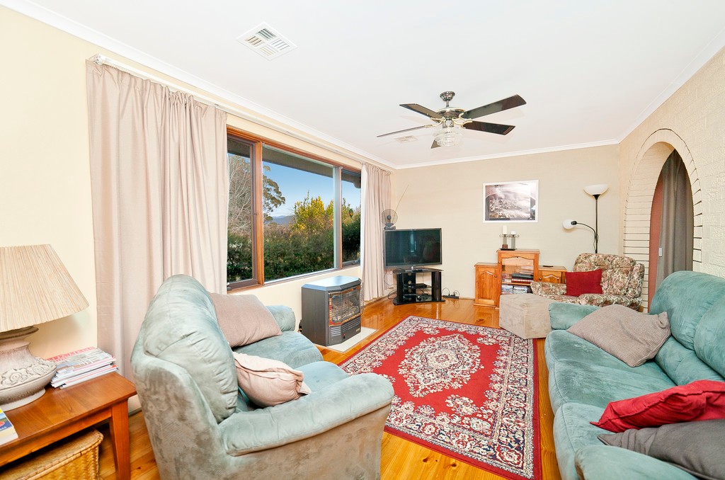 77 Harrington Crescent, Kambah, ACT 2902