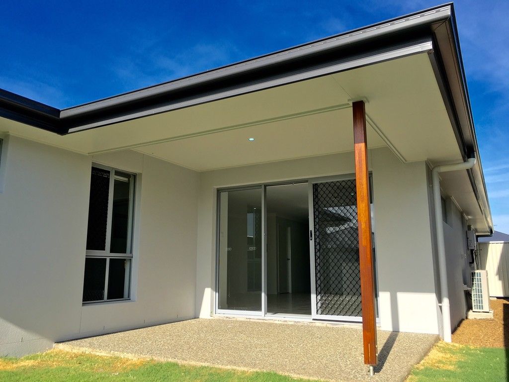 34 Macintyre Crescent, Pelican Waters, QLD 4551