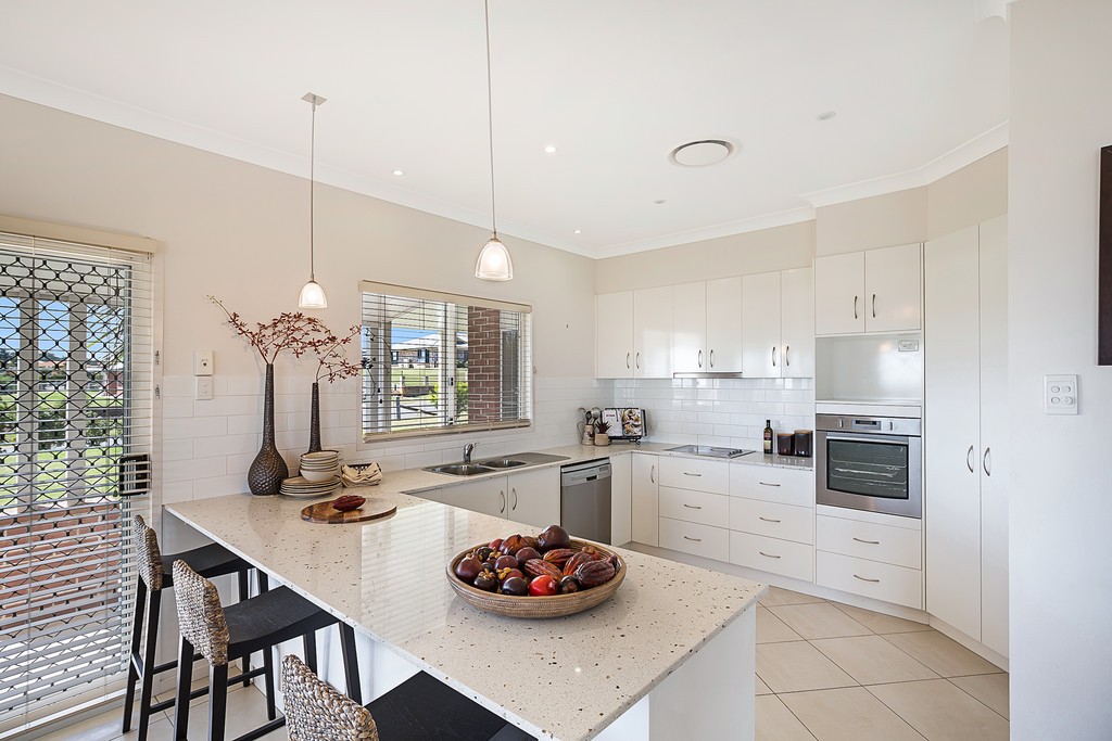 9 Mountview Court, Highfields, QLD 4352