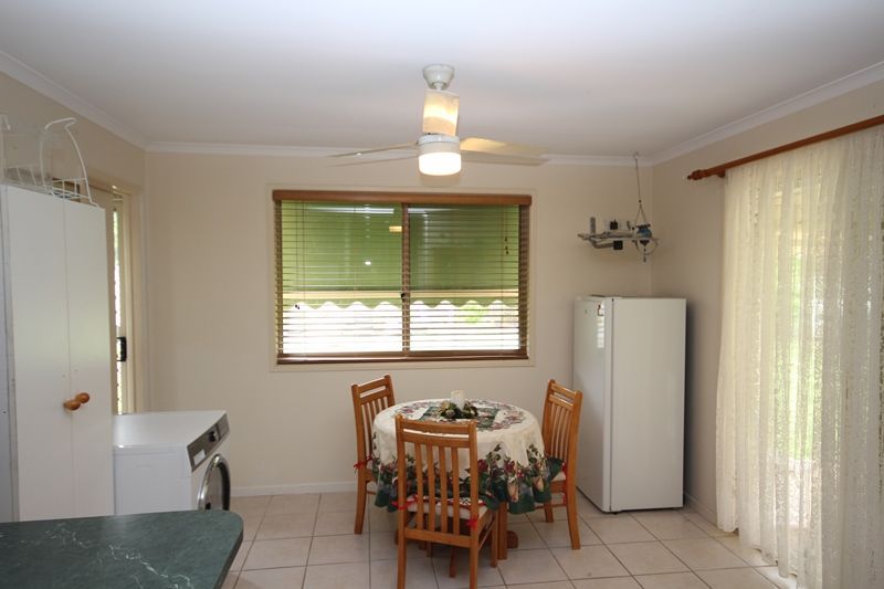 8 Redwood Court, Landsborough, QLD 4550
