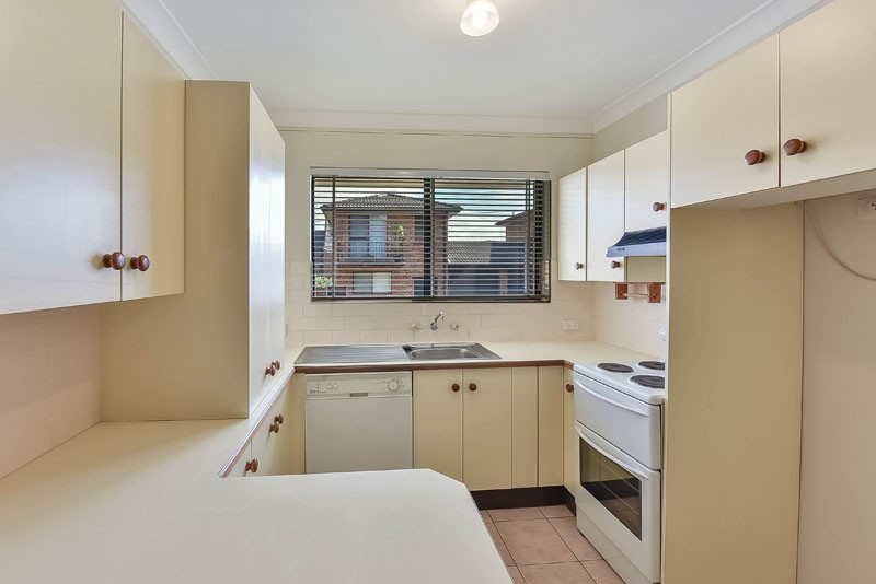 Campbelltown, NSW 2560
