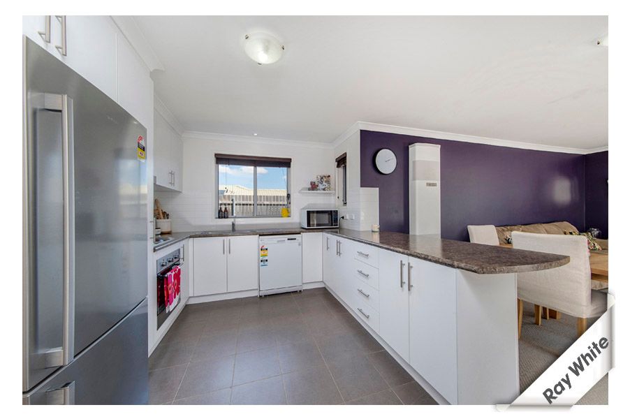 35 Victor Chang Street, Macgregor, ACT 2615