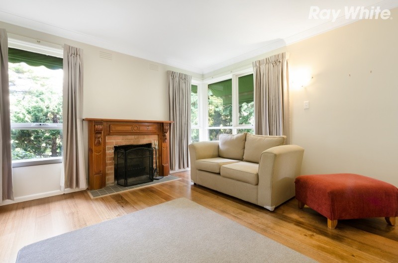 13 Kumbada Avenue, Upwey, VIC 3158