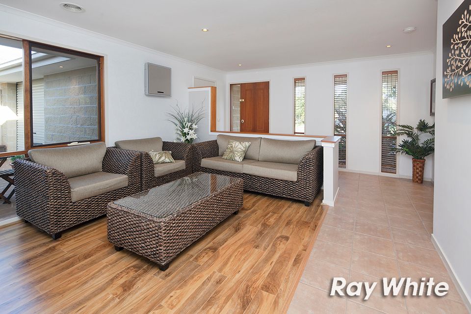 33 Trentham Way, Langwarrin, VIC 3910