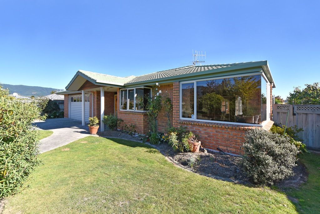 13 Saunders Crescent, Stoke, Nelson City