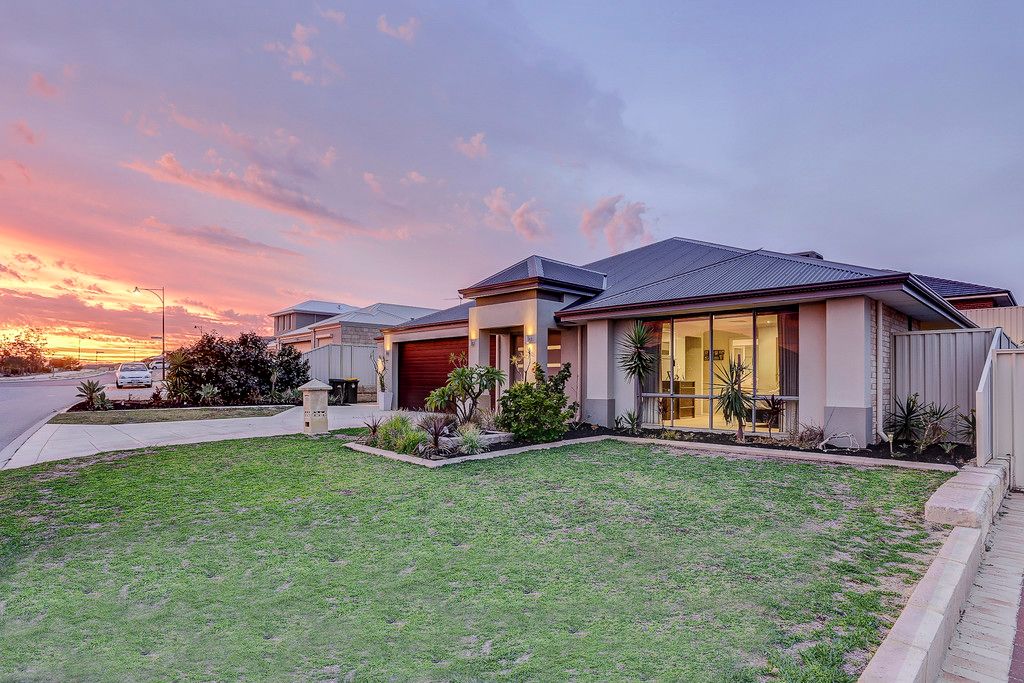 20 Hardcastle Avenue, Landsdale, WA 6065