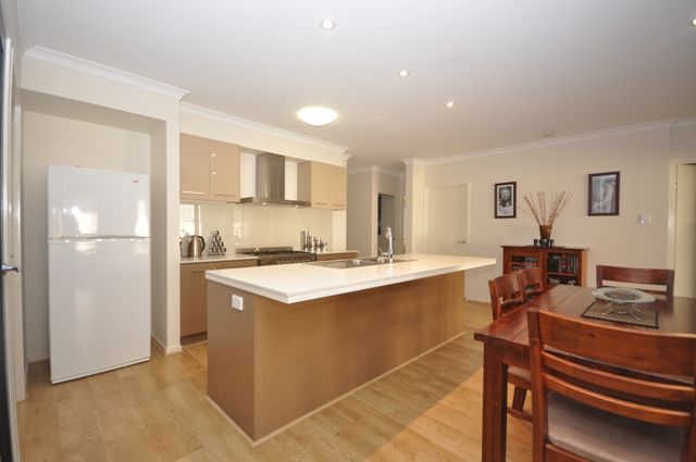 5 Smudgee Cls, Narangba, QLD 4504