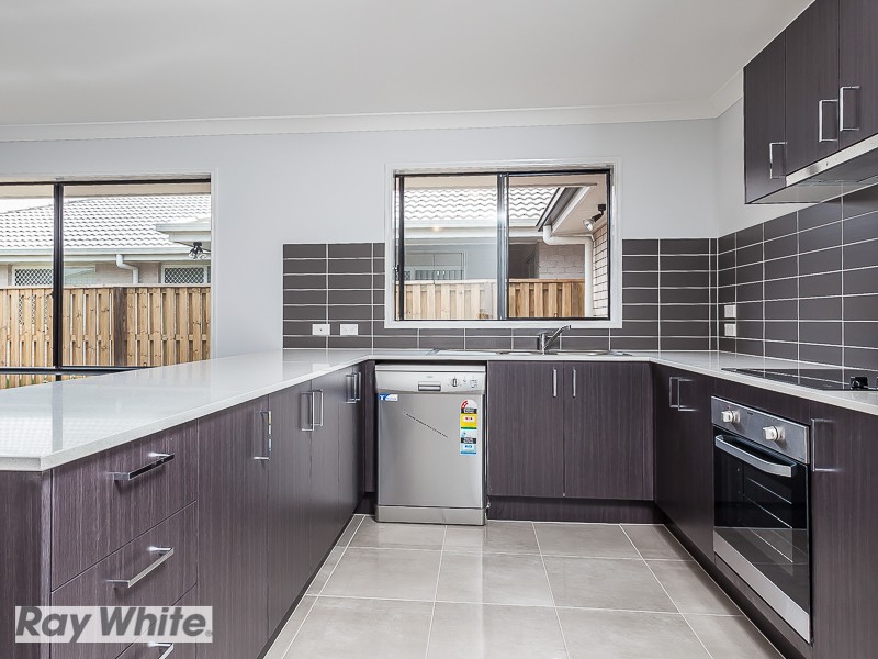 5 Essencia Avenue, Dakabin, QLD 4503