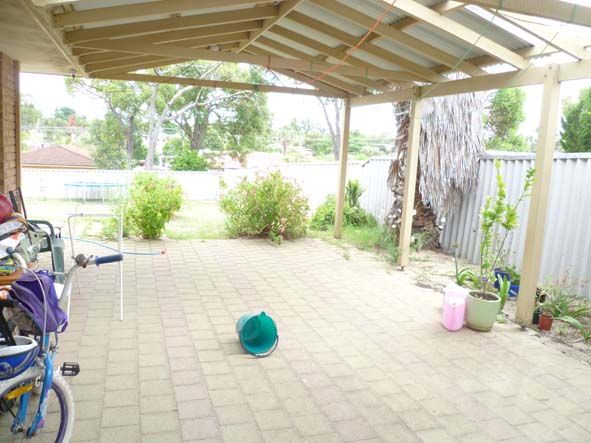 4 Firethorn Retreat, Mirrabooka, WA 6061