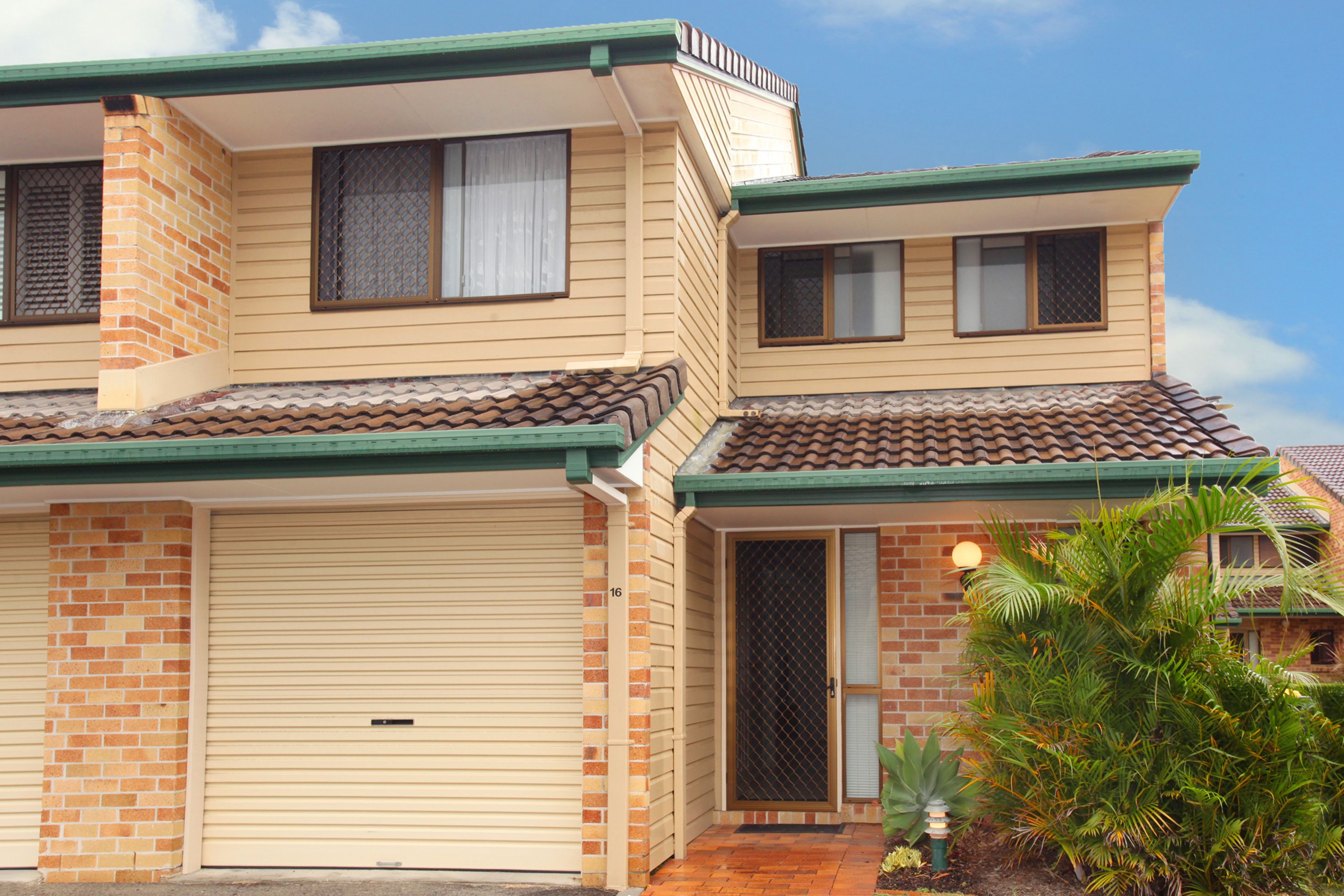 16/9 Maroochy Waters Drive, Maroochydore, QLD 4558