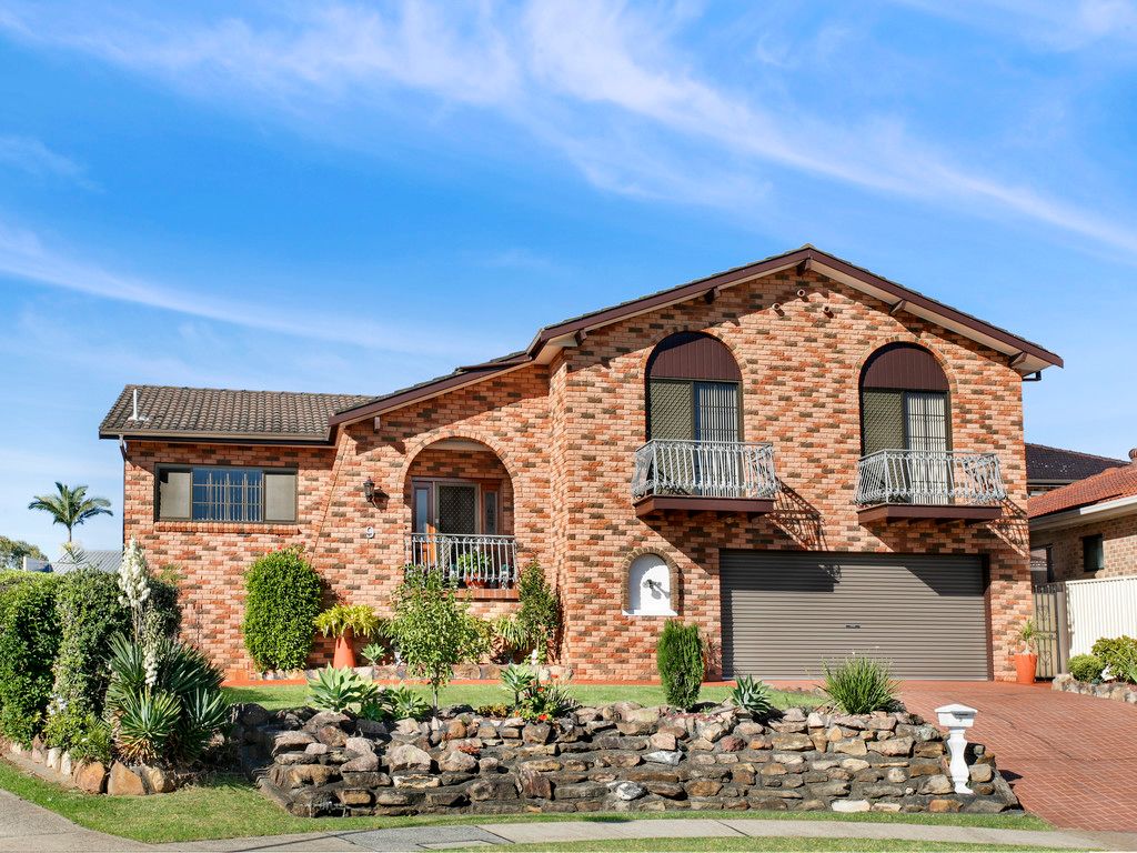 9 Leonello Place