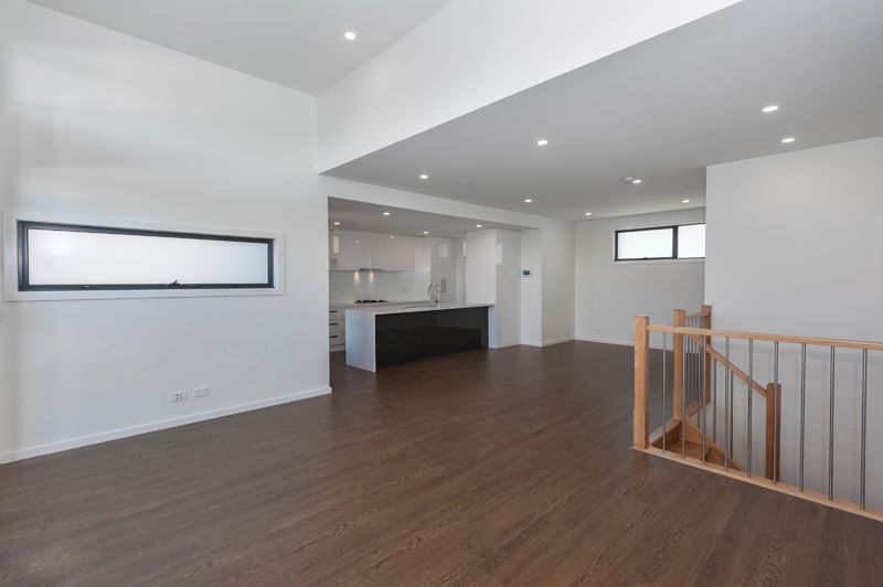 2/34 Bloomfield Avenue, Maribyrnong, VIC 3032