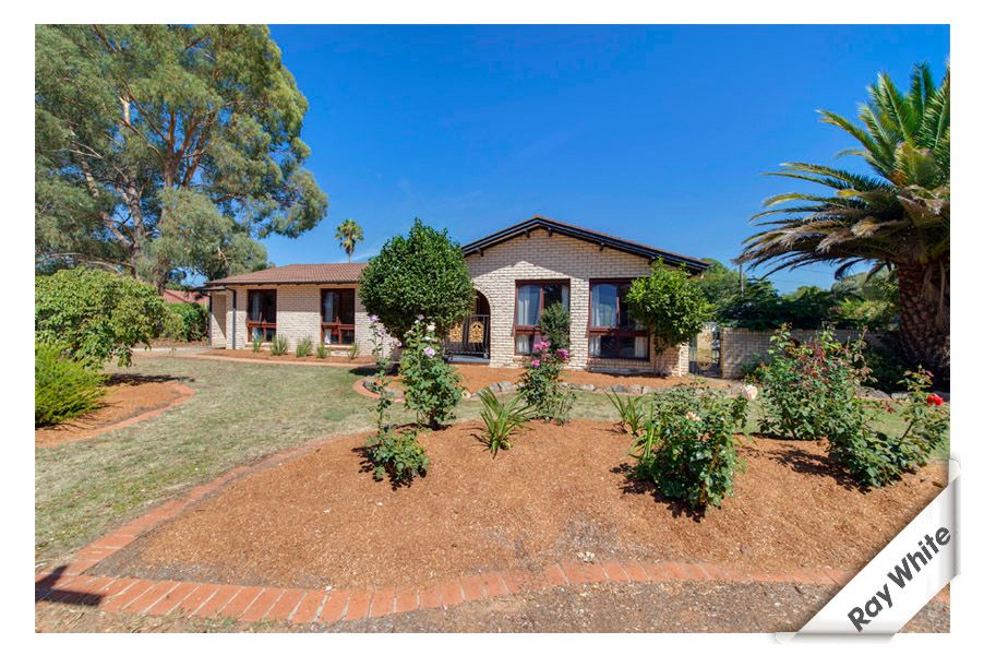 90 Diamantina Crescent, Kaleen, ACT 2617