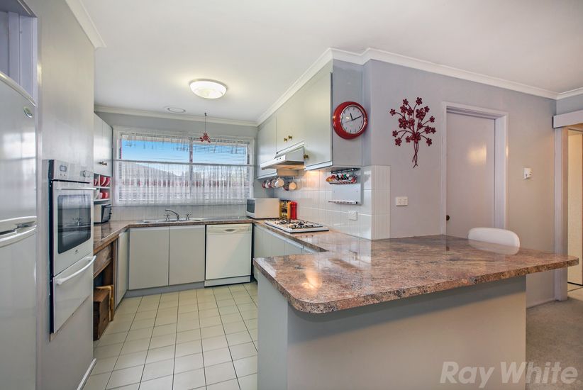 5 Emmerson Court, Mill Park, VIC 3082