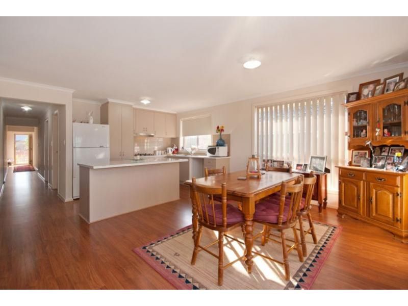 11 Burley Griffin Drive, Andrews Farm, SA 5114