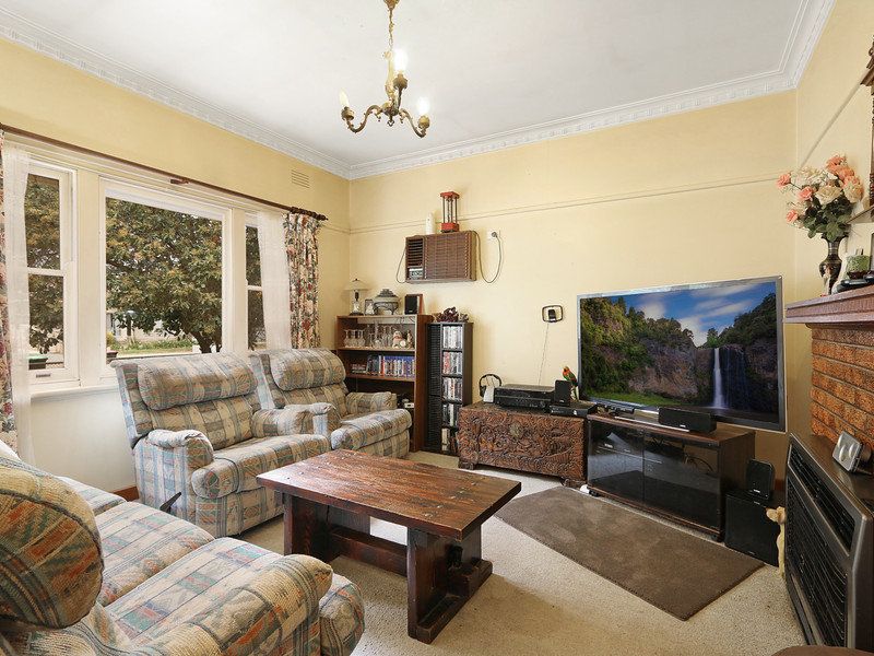 8 Tomkins Parade, Benalla, VIC 3672