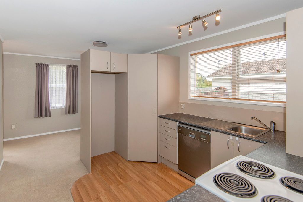 15 Jenkins Avenue, Redwood, Christchurch City