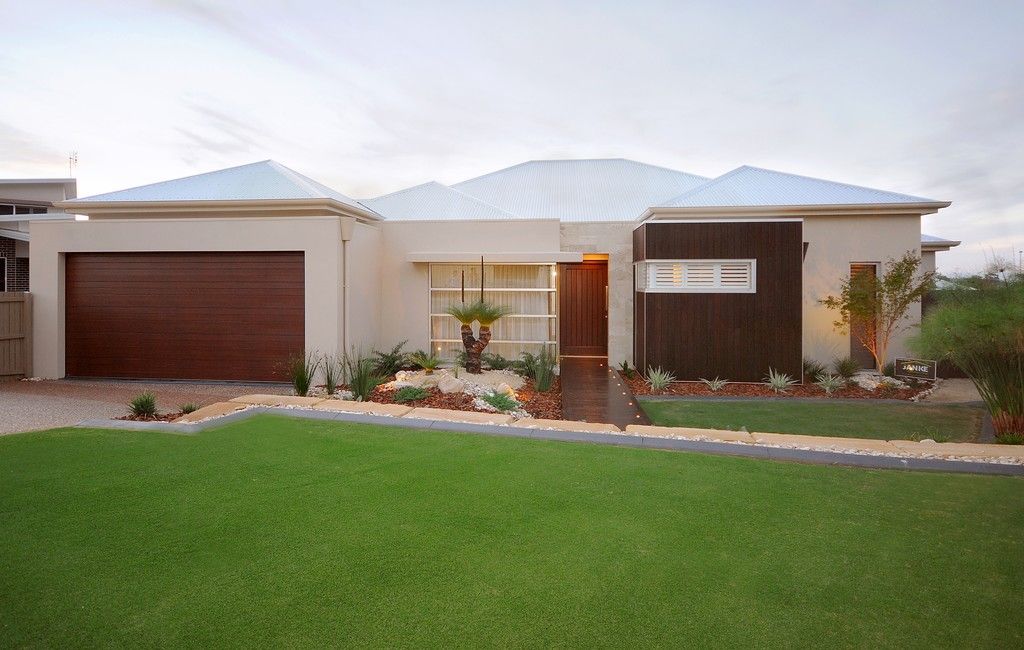 16 Thorley Court, Middle Ridge QLD 4350