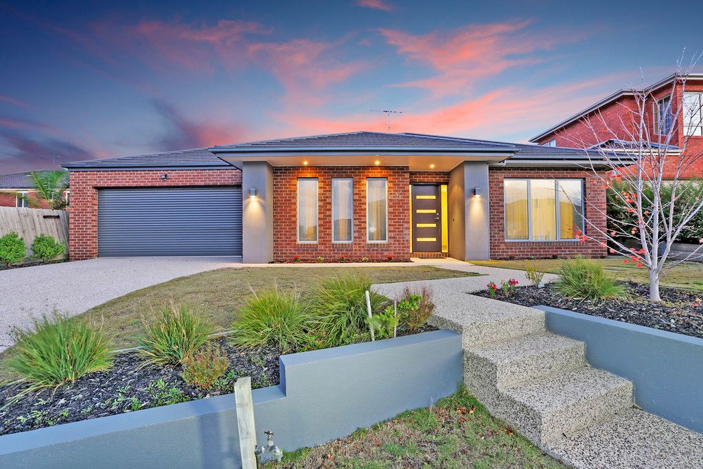 5 Exmoor Close, Highton, VIC 3216
