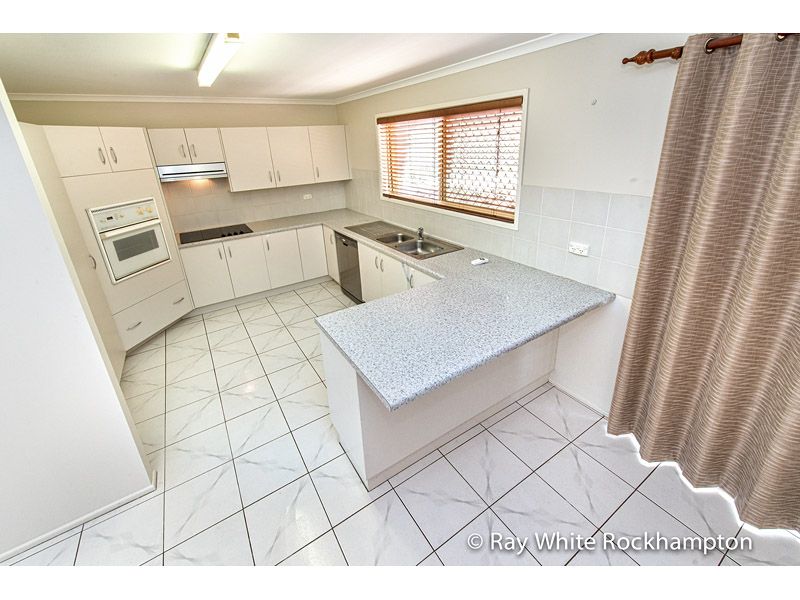 17 Jeffries Street, The Range, QLD 4700