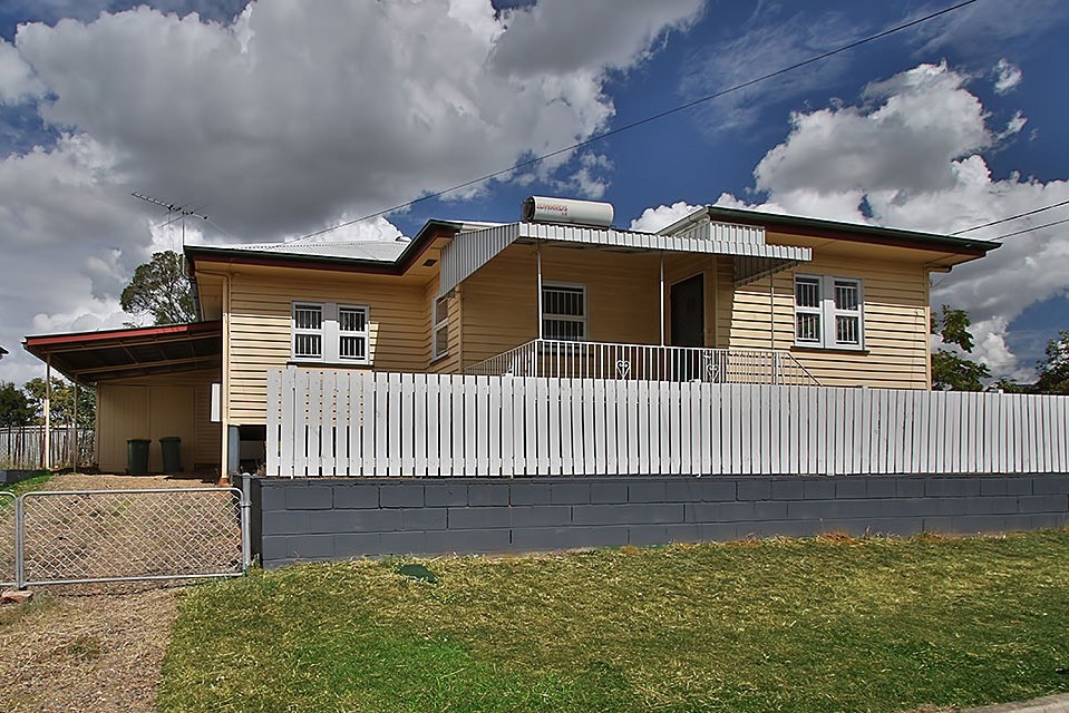 1 Liverpool Street, North Ipswich, QLD 4305