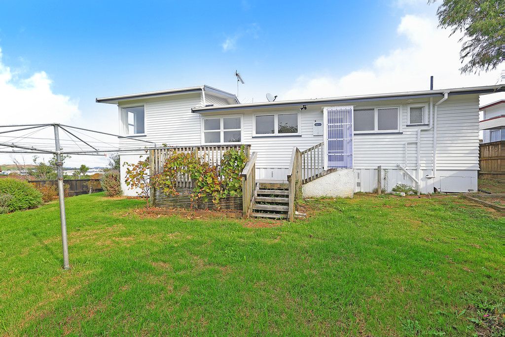 39 Riverhills Avenue, Pakuranga, Manukau City