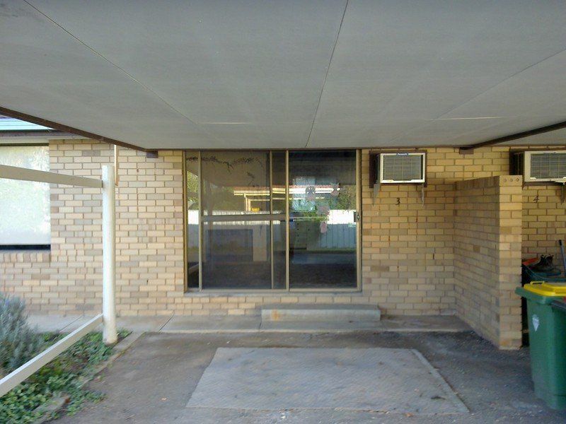 4/64 McKenzie Street, Rochester, VIC 3561