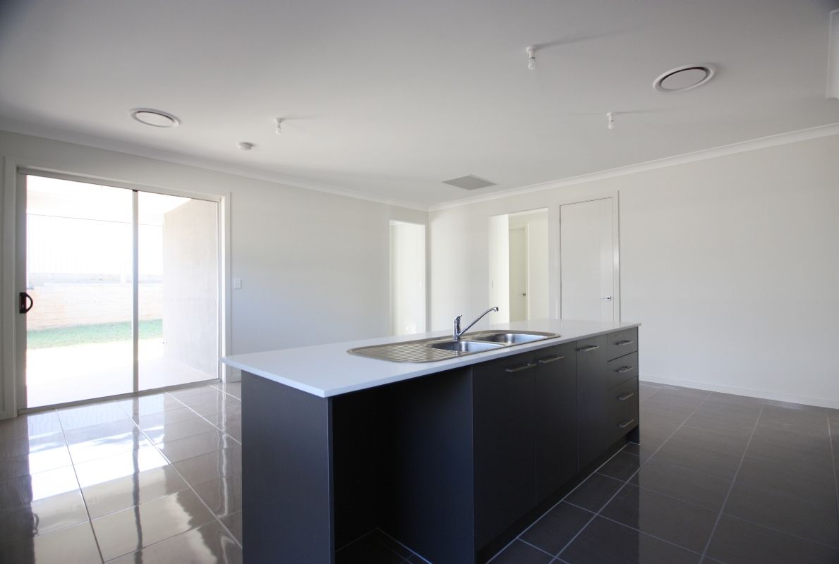 7 Ward Street, Oran Park, NSW 2570