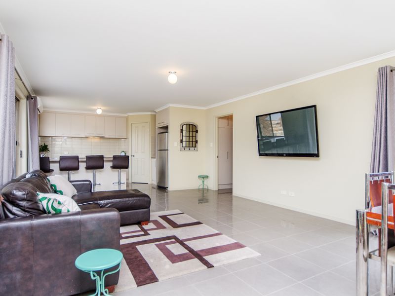 10 Melfort Street, Huntfield Heights, SA 5163