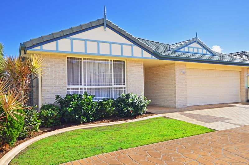 9-11 Narara Crescent, Banora Point NSW 2486