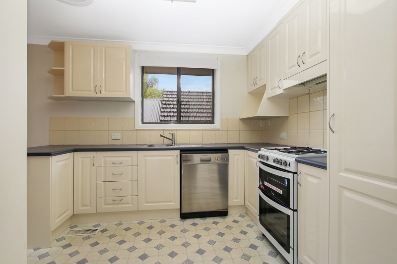 389 Woodstock Court, East Albury, NSW 2640