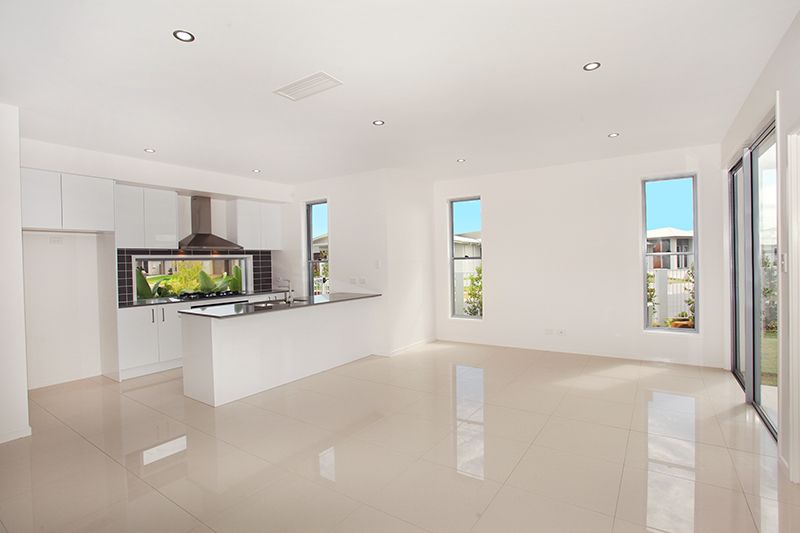 1/1 Severn Place, Pelican Waters, QLD 4551