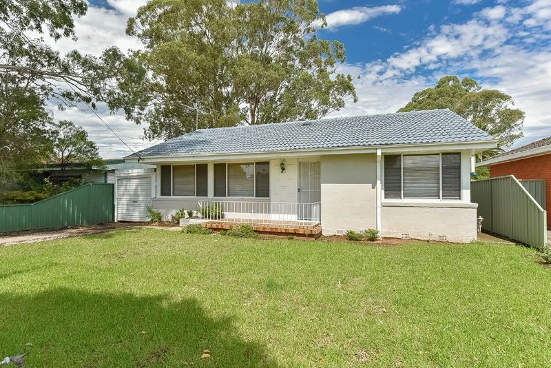 27 Darwin Road, Campbelltown, NSW 2560