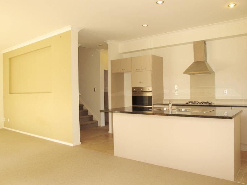 17 Triumph Road, Flat Bush, Manukau City