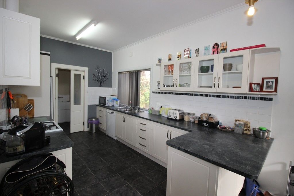 66 Lawrie Terrace, Waikerie, SA 5330