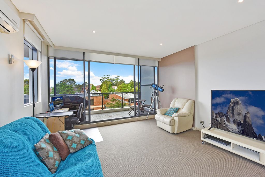 807/88-90 George Street, Hornsby, NSW 2077