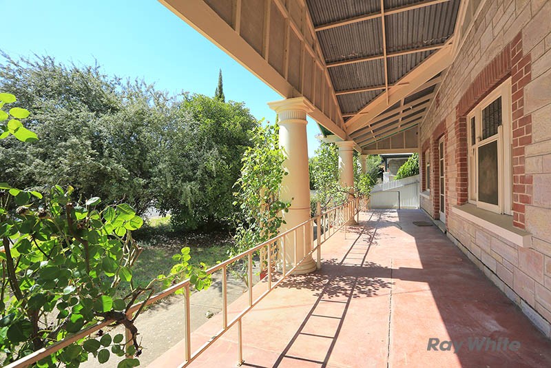 10 Agnes Street, Clare, SA 5453