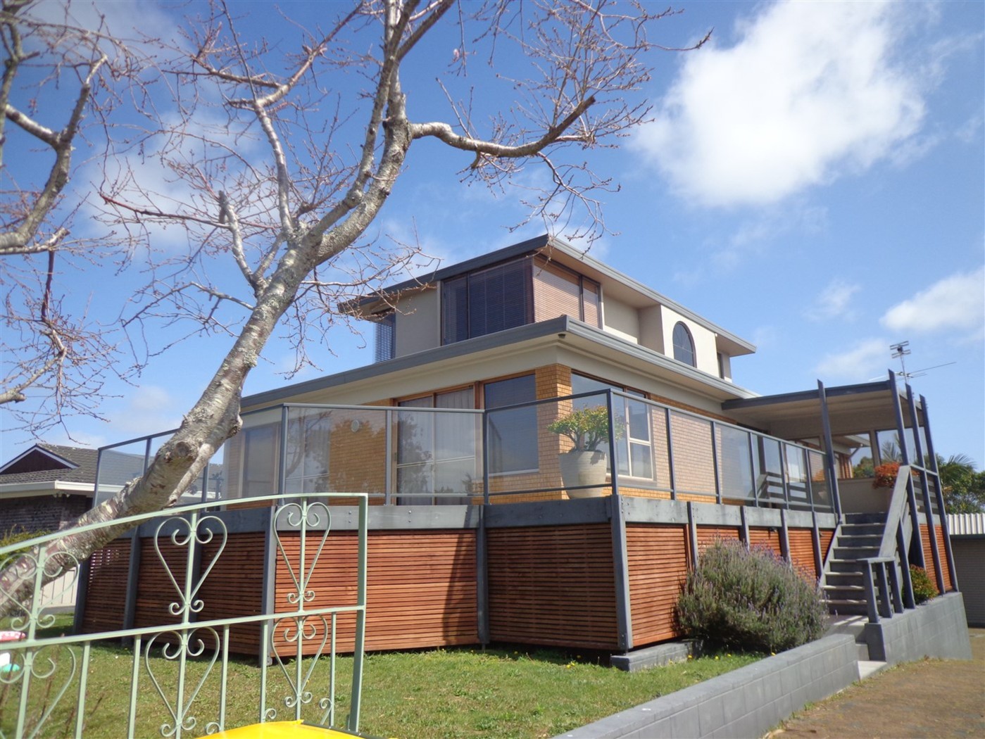 8 Pounamu Place, Cockle Bay, Manukau City