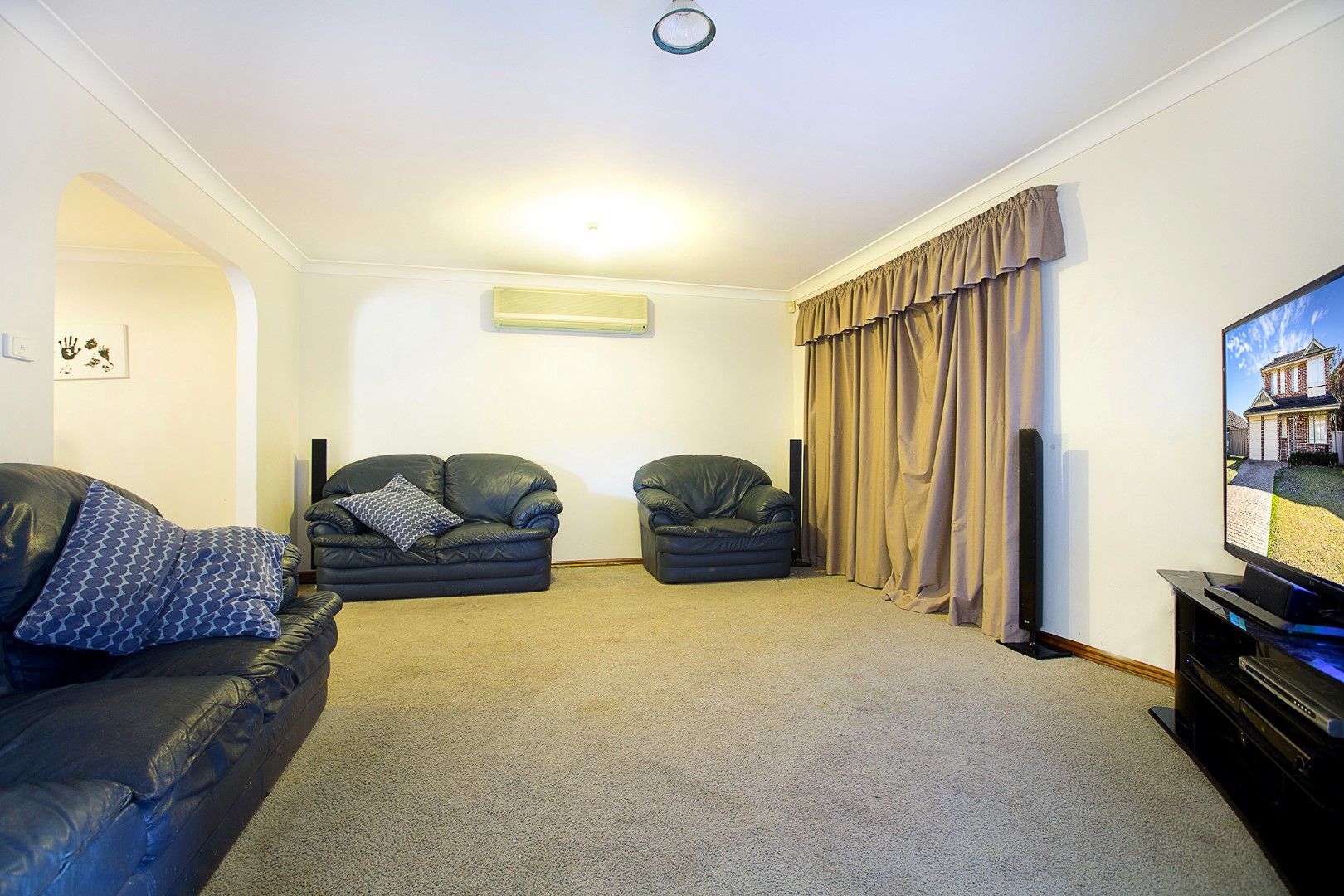 13 Marigold Close, Glenmore Park, NSW 2745