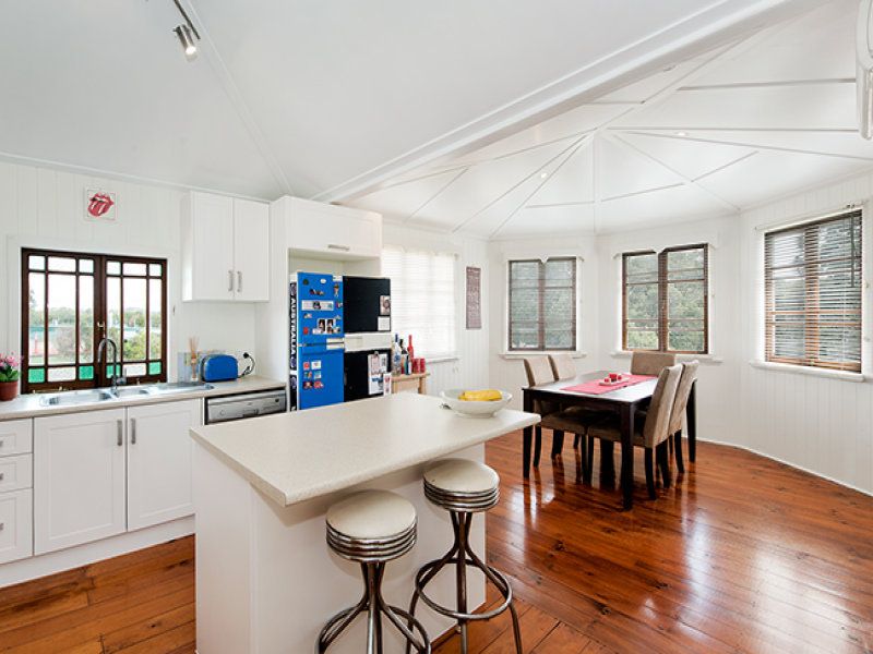 41 Norman Avenue, Norman Park, QLD 4170