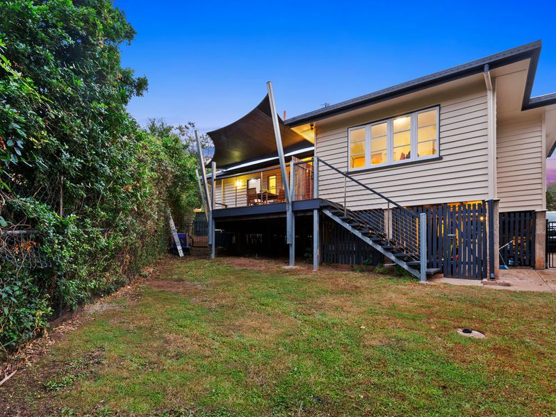 148 Cracknell Road, Tarragindi, QLD 4121