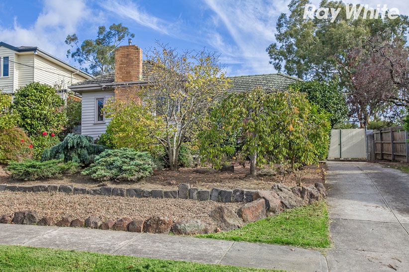 19 Thoona Grove, Greensborough, VIC 3088