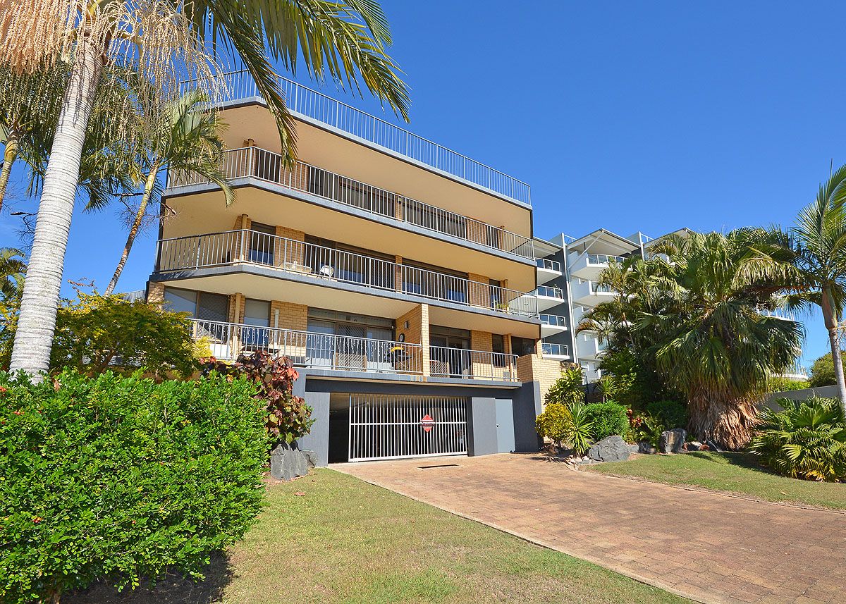 242 Esplanade, Pialba QLD 4655
