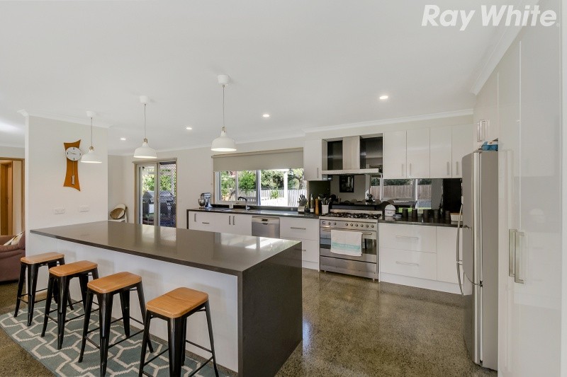 9 Bushview Glade, Boronia, VIC 3155