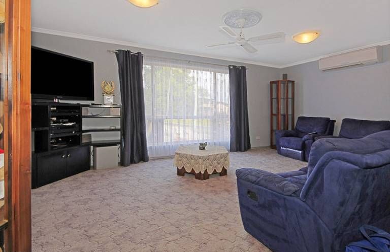34 Tomakin Place, Tomakin, NSW 2537