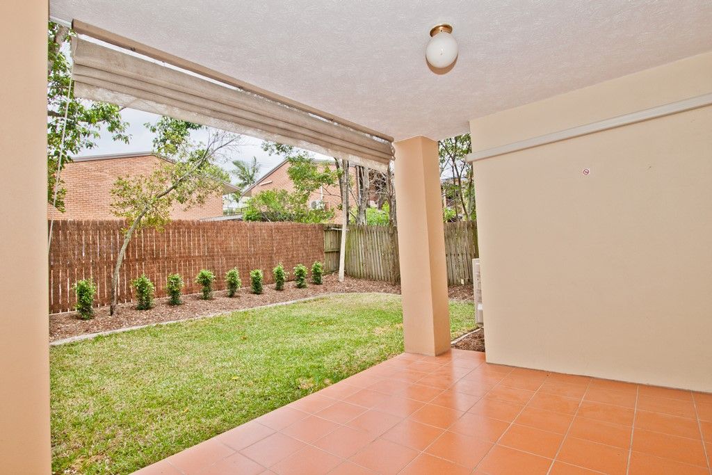 2/21 Regent Street, Woolloongabba, QLD 4102