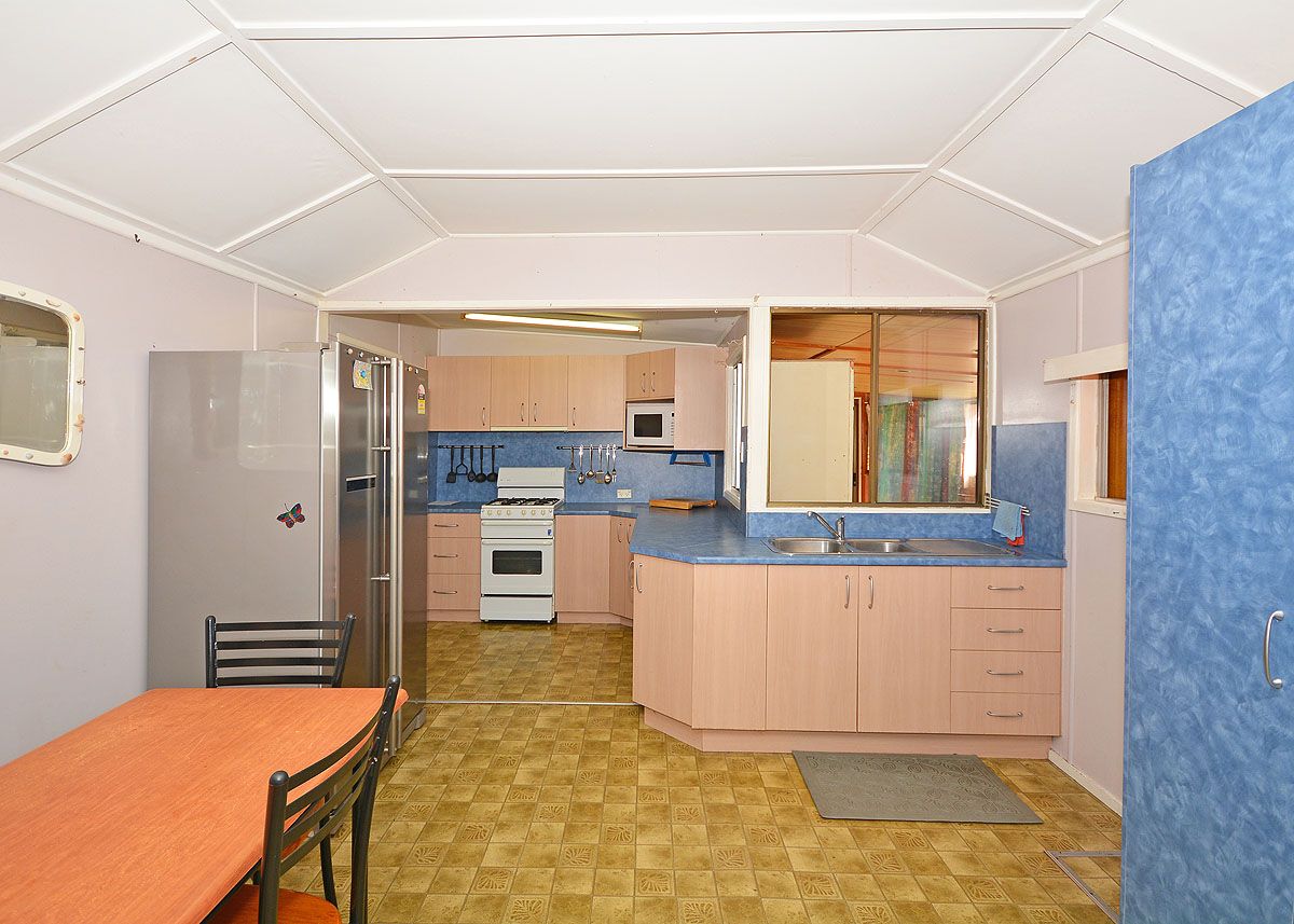 49 Bideford Street, Torquay, QLD 4655