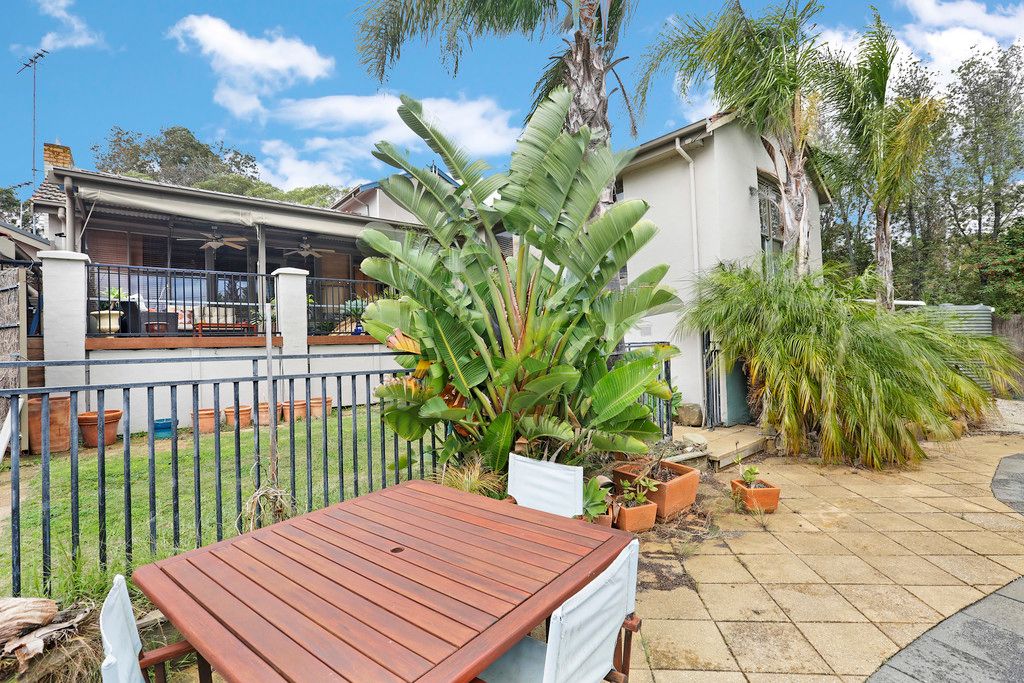 11 Iona Avenue, Belmont, VIC 3216
