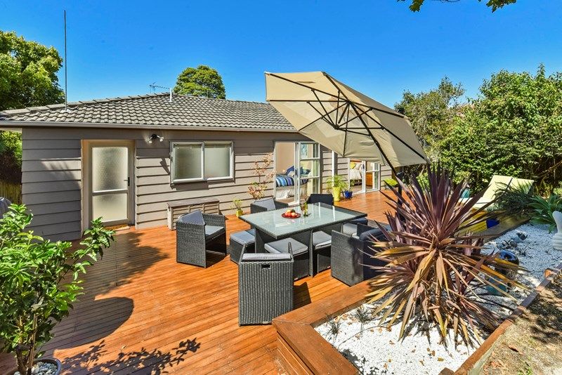 26 Lavery Place, Sunnynook, North Shore City