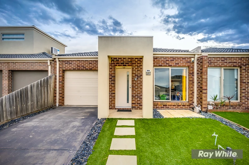 2/3 Starflower Way, Truganina, VIC 3029